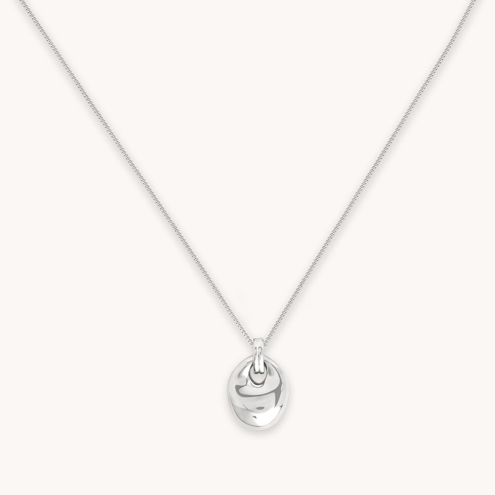 Essential Pendant Necklace in Silver