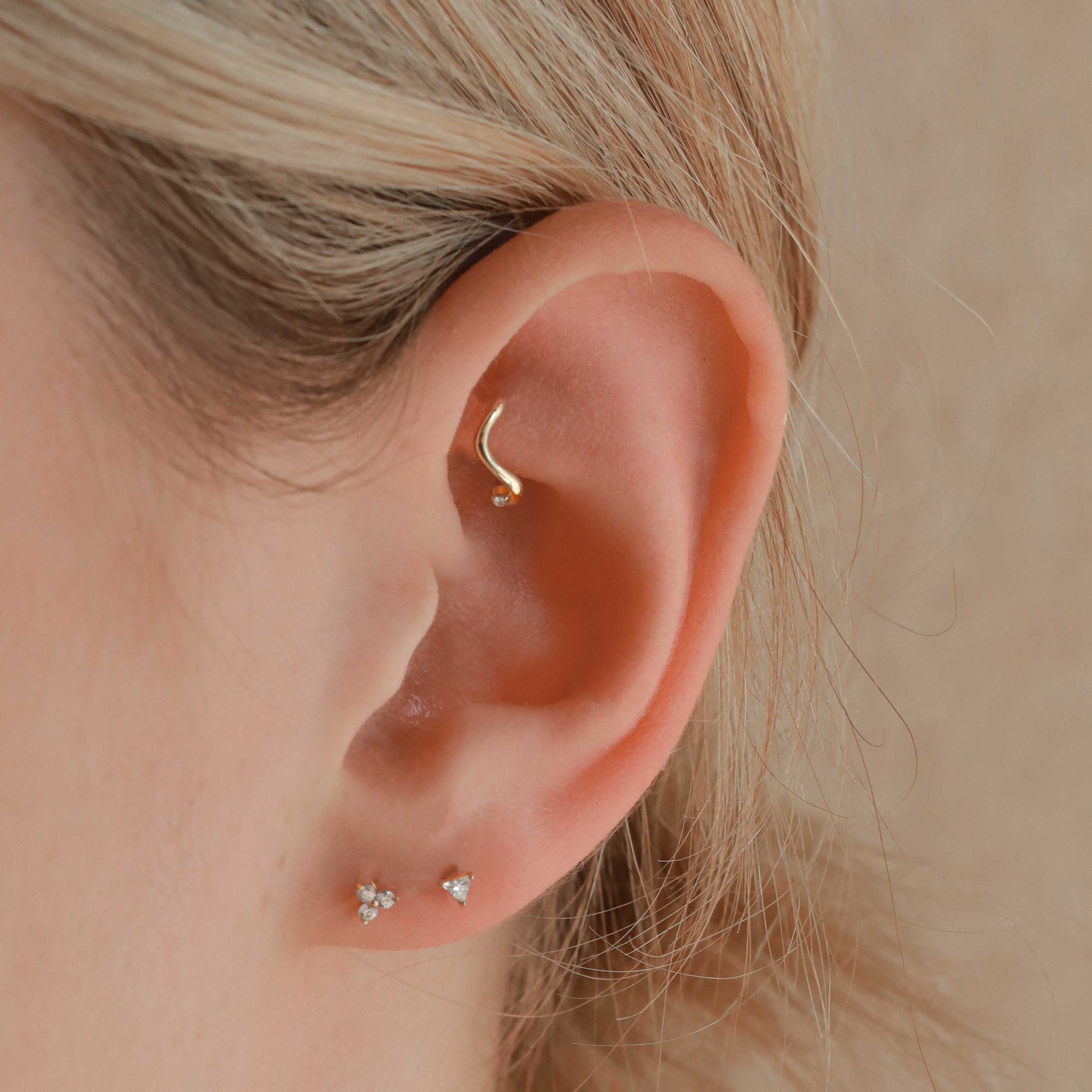 Solid Gold Wave Rook Hoop