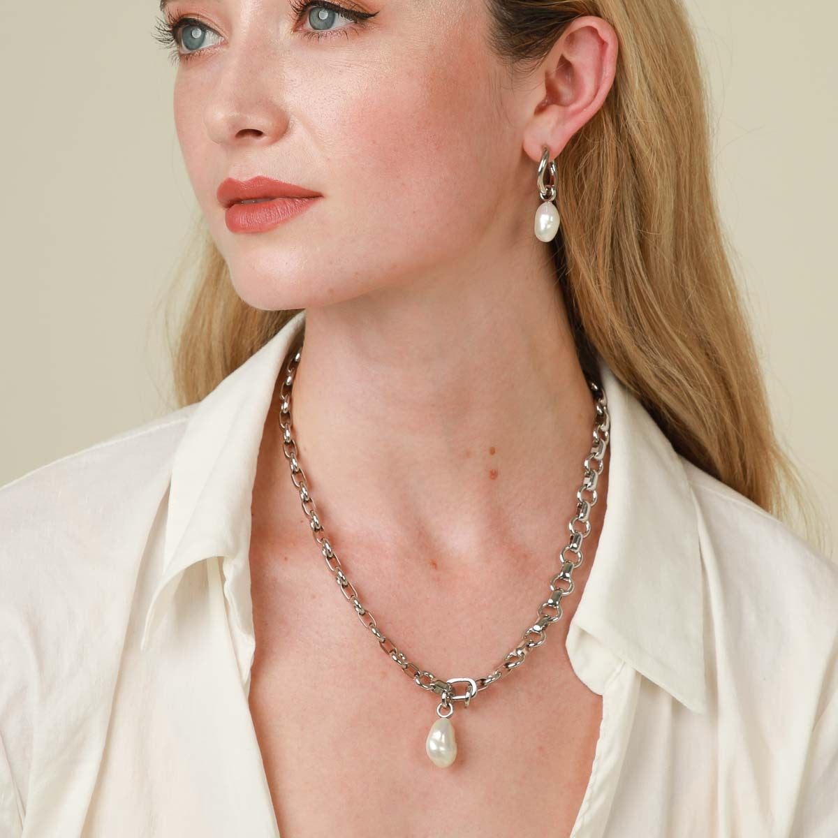 Opulent Stacking Set in Silver worn