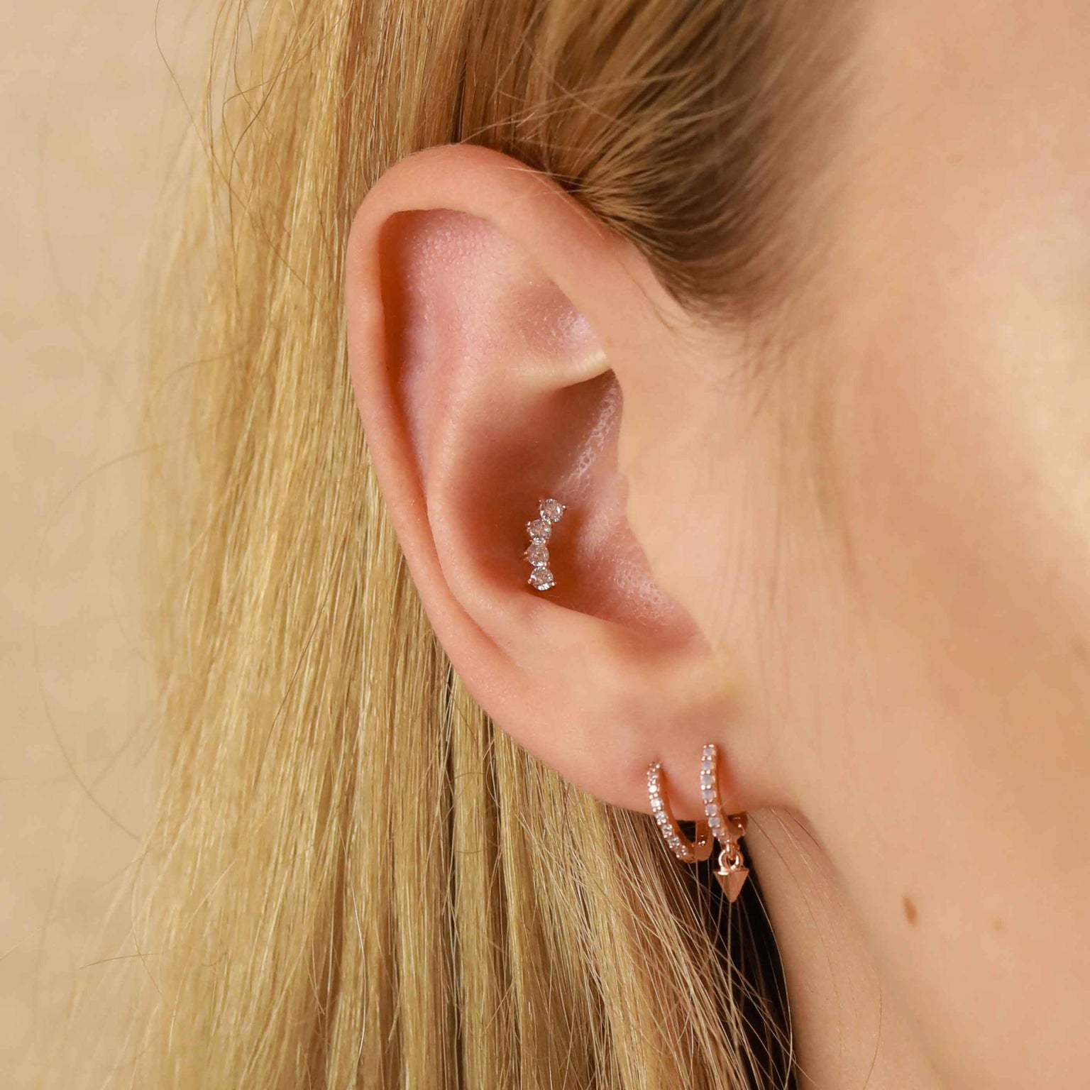 Curved Crystal Barbell in Rose Gold